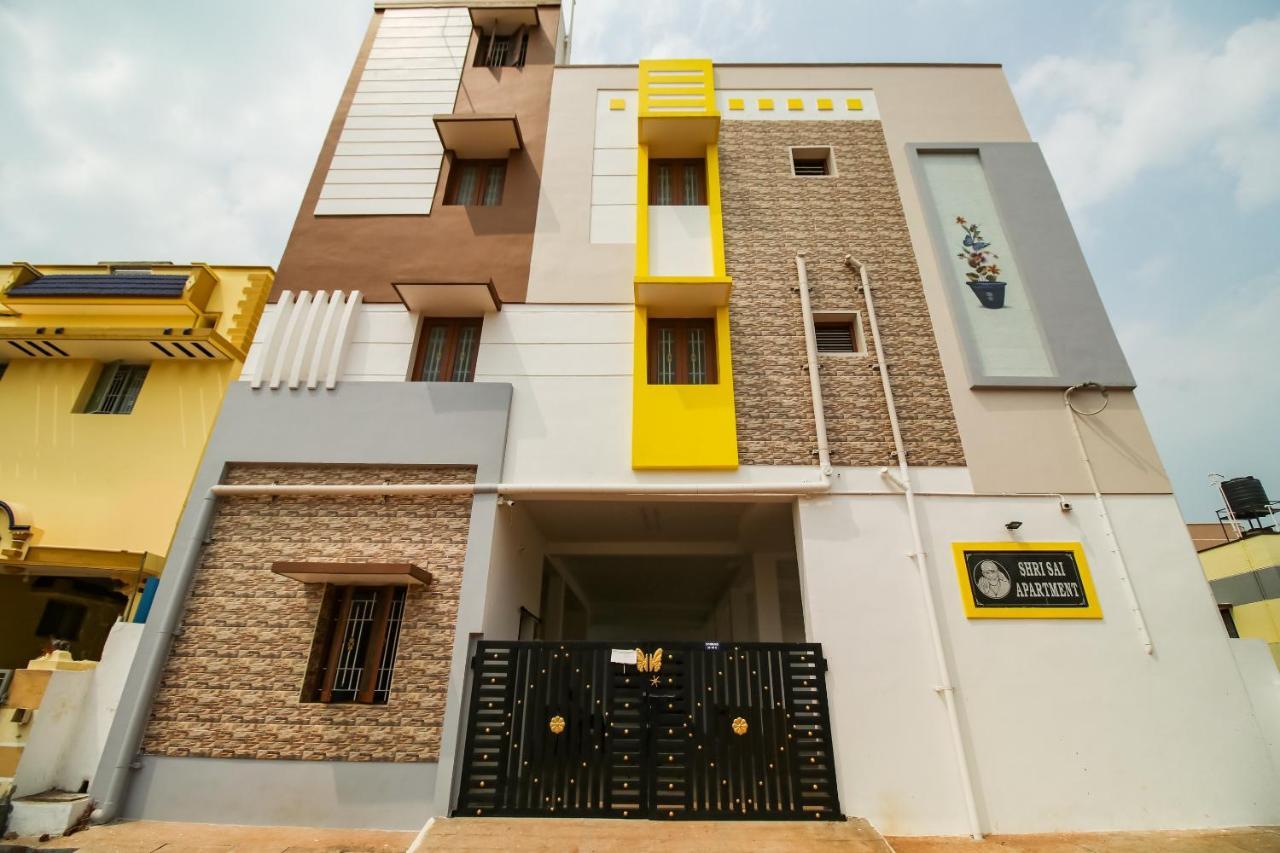Oyo 71549 Shri Sai Apartments Mettuppālaiyam Esterno foto